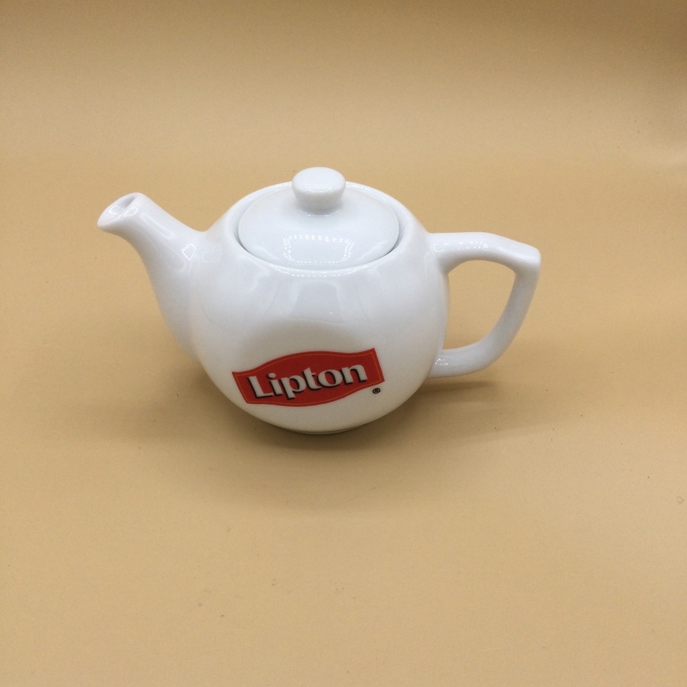 Lipton porcelain tea pot